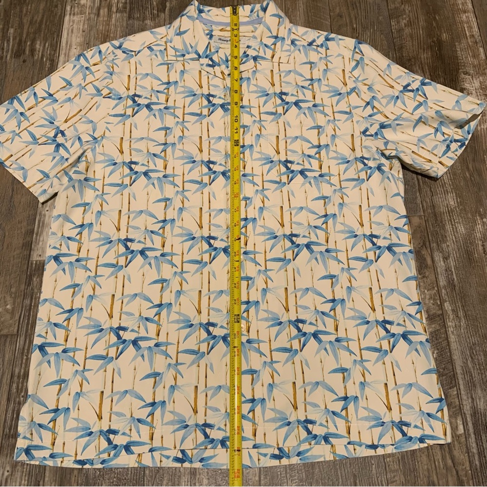 Tommy Bahama Tropical camp shirt - Shadows In Paradise -short sleeve-MED silk - Picture 5 of 8